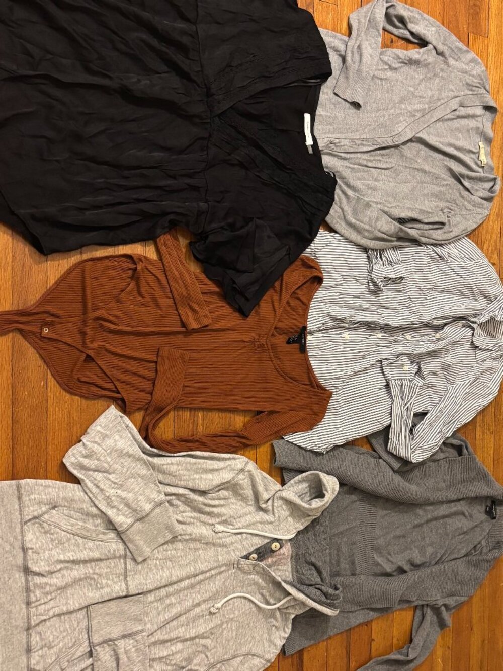 Bundle of 6 Womens Tops